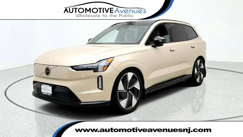 Volvo EX90 2025 eAWD Twin Performance Ultra 6-Pasajeros 4p SUV