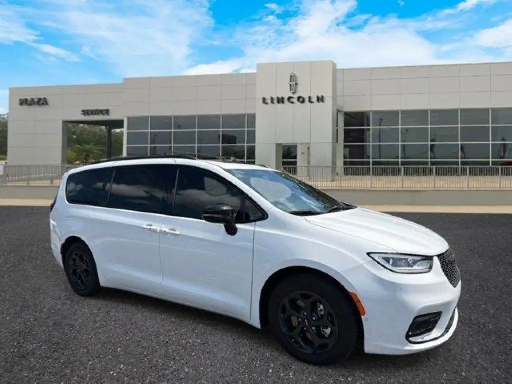Chrysler Pacifica Híbrido enchufable 2024 Select 4dr Mini-Van