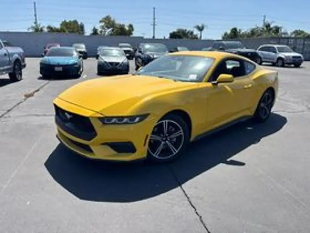Ford Mustang 2024 EcoBoost 2dr Fastback