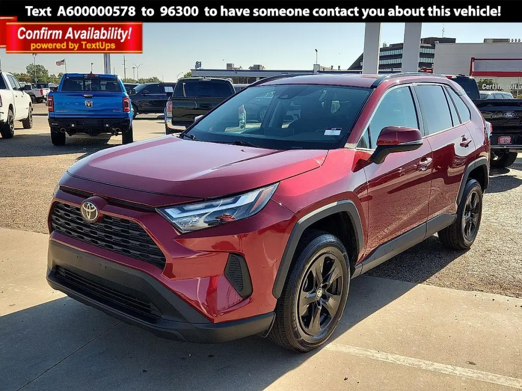 Toyota RAV4 2025 XLE 4p SUV