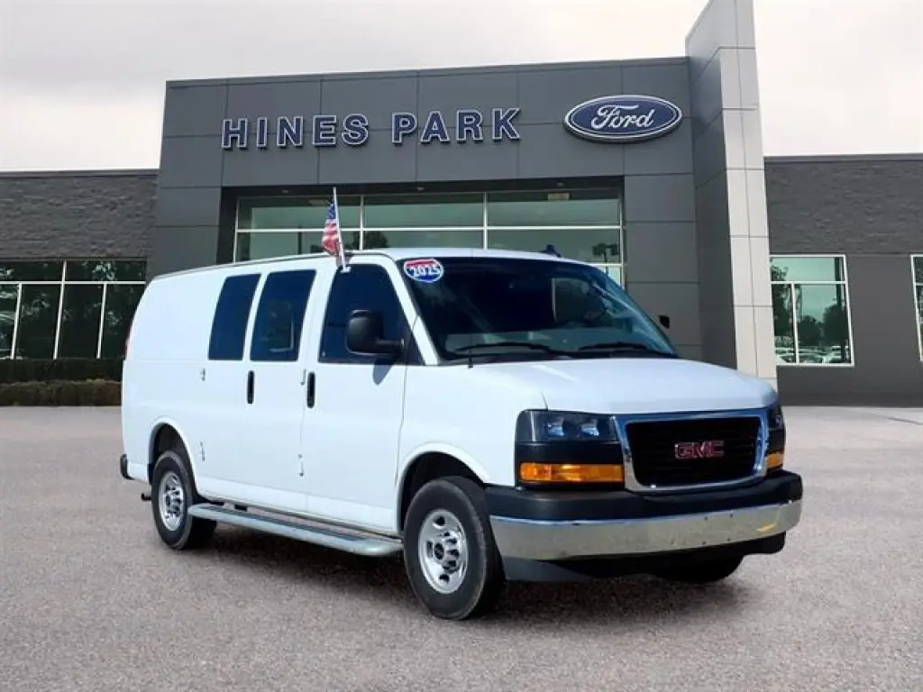 GMC Savana 2025 2500 3dr Camioneta de Carga