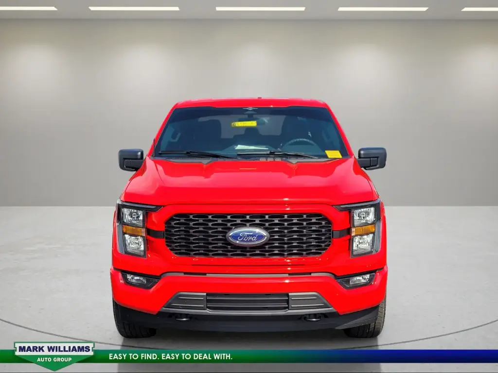 Ford F-150 2023 4x4 XL 4dr SuperCrew 5.5 ft. SB
