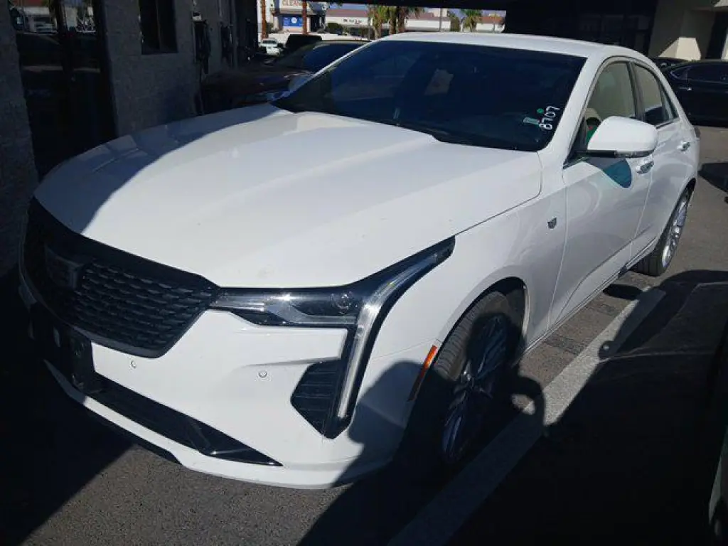 Cadillac CT4 2026 AWD Premium Luxury 4dr Sedán