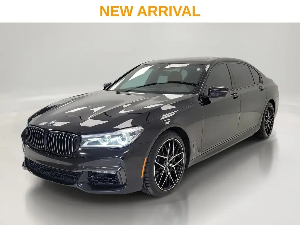 BMW Serie 7 2019 Tracción integral 750i xDrive 4dr Sedán