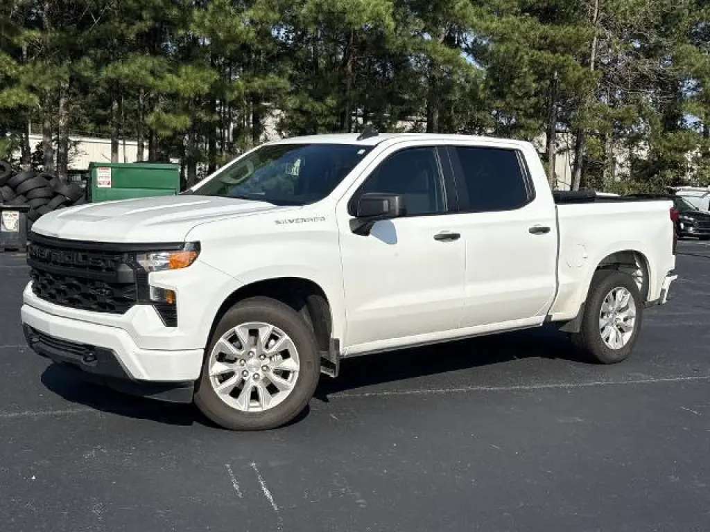 Chevrolet Silverado 1500 2024 4x2 Custom 4dr Crew Cab 5.8 ft. SB