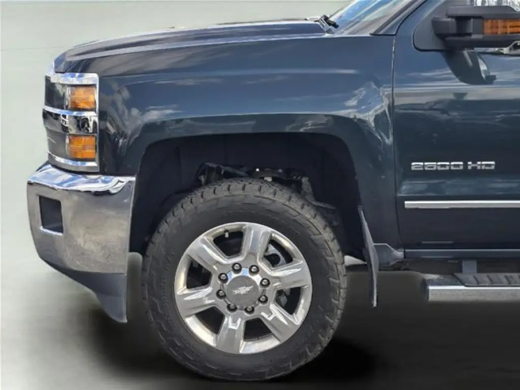 Chevrolet Silverado 2500HD 2017 4x4 LTZ 4dr Crew Cab SB