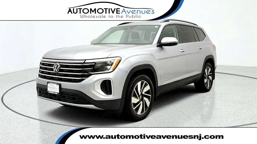 Volkswagen Atlas 2024 AWD SE 4Motion 4dr SUV con Tecnología