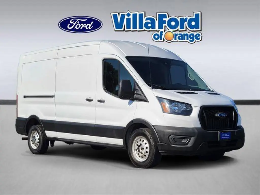 Ford Transit 2023 AWD 250 3dr SWB Techo Medio Furgón de Carga