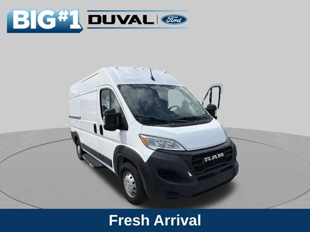 Ram ProMaster 2023 2500 136 WB 3dr Caravana de Carga de Techo Alto