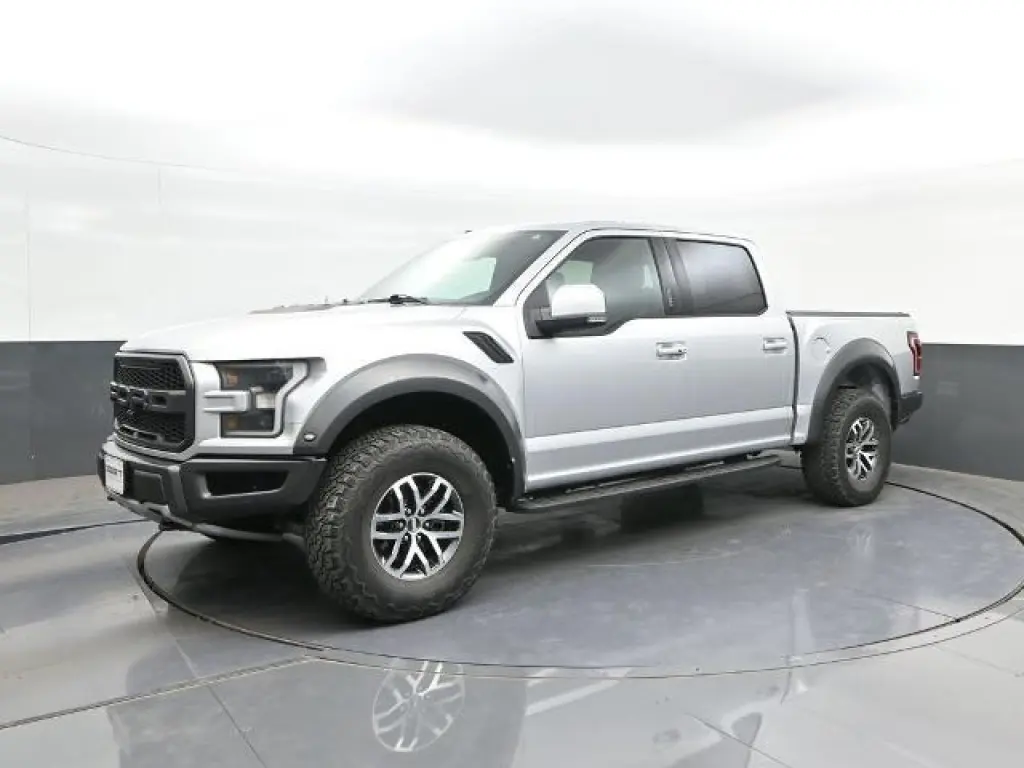 Ford F-150 2018 4x4 Raptor 4dr SuperCrew 5.5 ft. SB