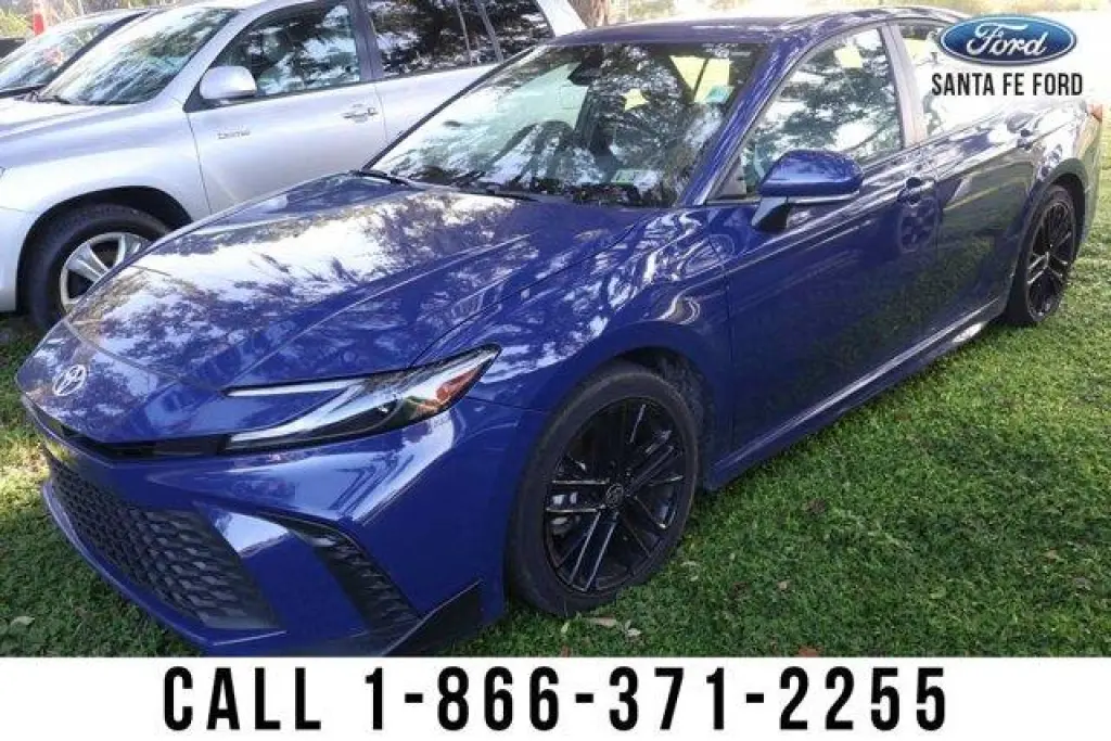 Toyota Camry 2025 LE 4dr Sedán