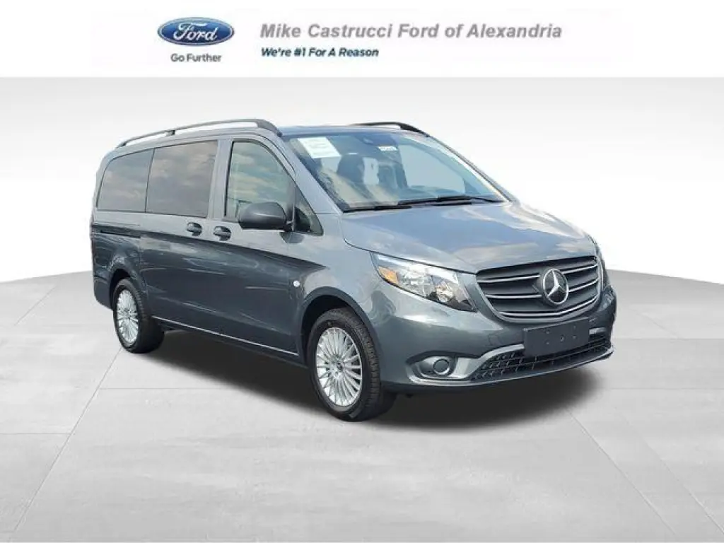 Mercedes-Benz Metris 2023 Passenger 4dr Mini-Van