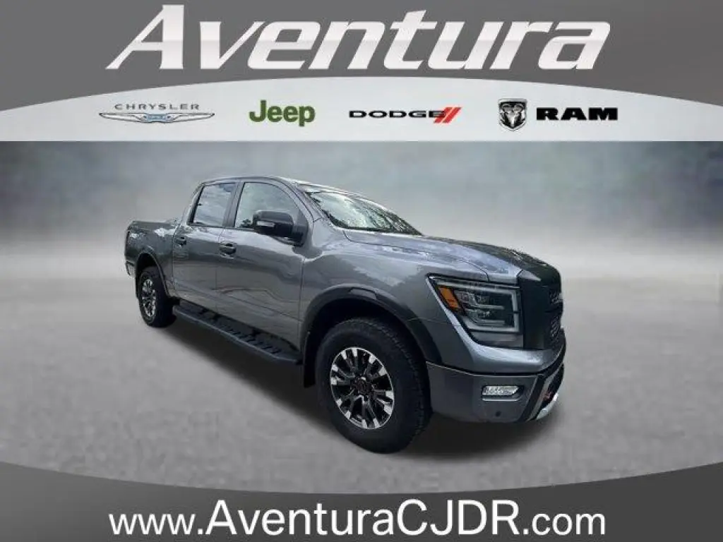 Nissan Titan 2024 4x4 Platinum Reserve 4dr Crew Cab 5.6 ft. SB