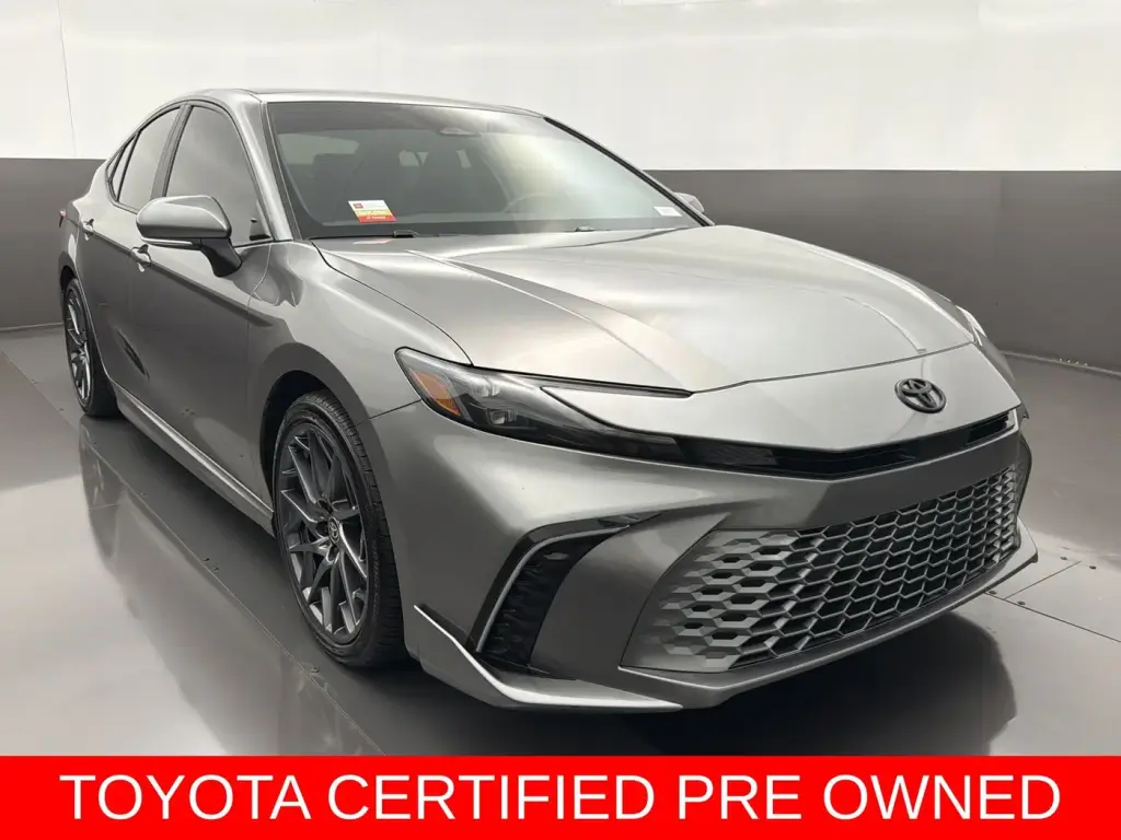Toyota Camry 2025 SE 4dr Sedán
