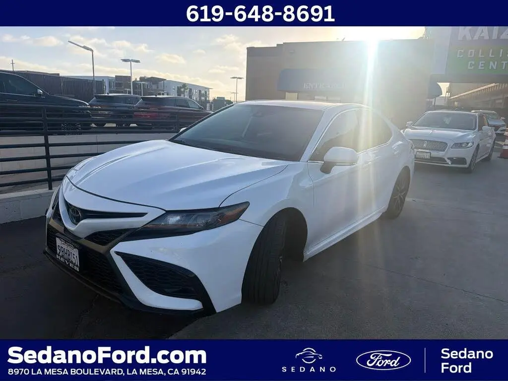 Toyota Camry 2022 SE 4dr Sedán