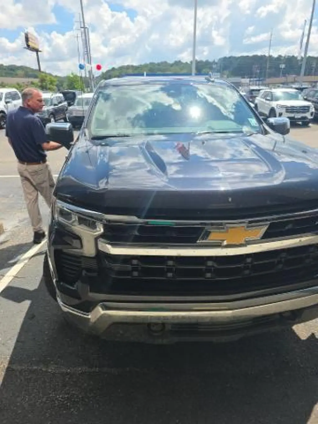Chevrolet Silverado 1500 2022 4x4 LT 4dr Crew Cab 5.8 ft. SB w/1LT