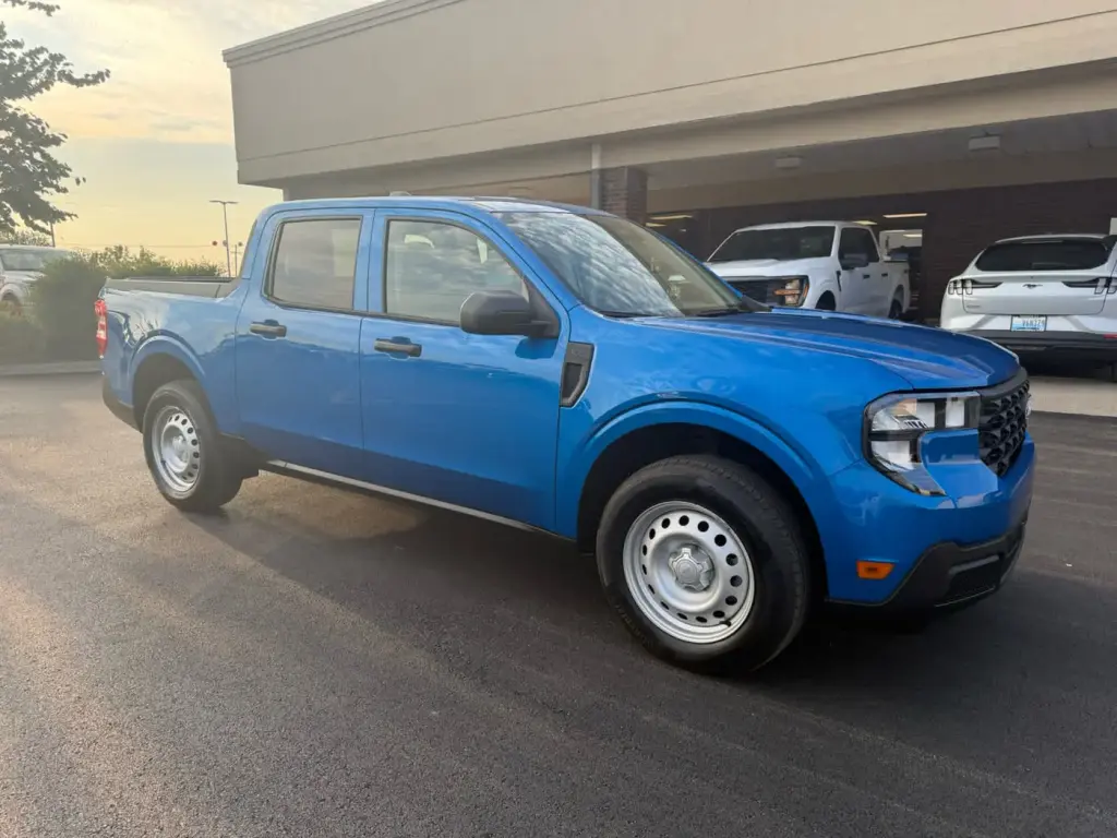 Ford Maverick 2025 AWD XL 4dr SuperCrew 4.5 ft. SB