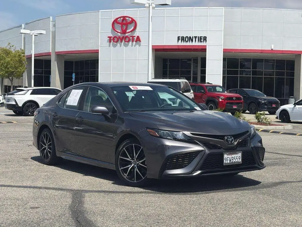 Toyota Camry 2023 SE 4dr Sedan