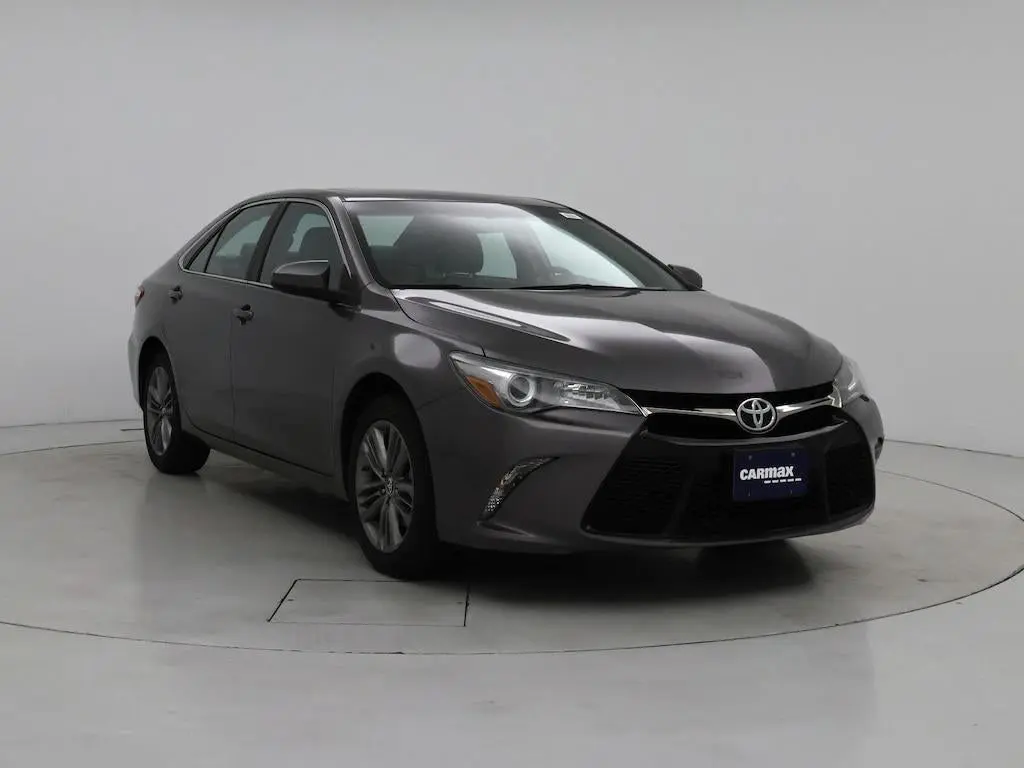 Toyota Camry 2017 SE 4dr Sedan