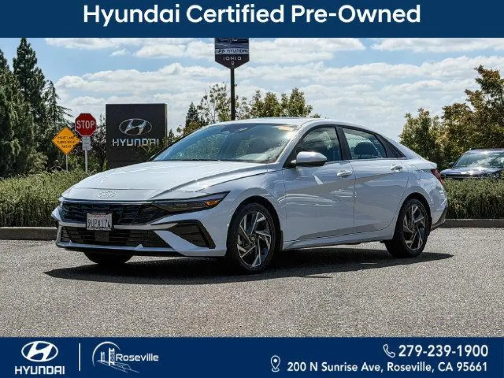 Hyundai ELANTRA 2025 SEL Convenience Sedán 4 puertas