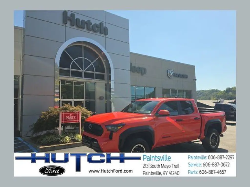 Toyota Tacoma 2024 4x4 SR5 4dr Double Cab 5.0 ft SB