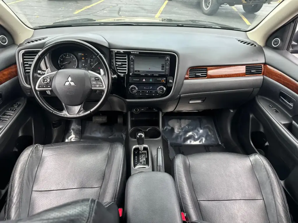 Mitsubishi Outlander 2014 AWD GT 4dr SUV