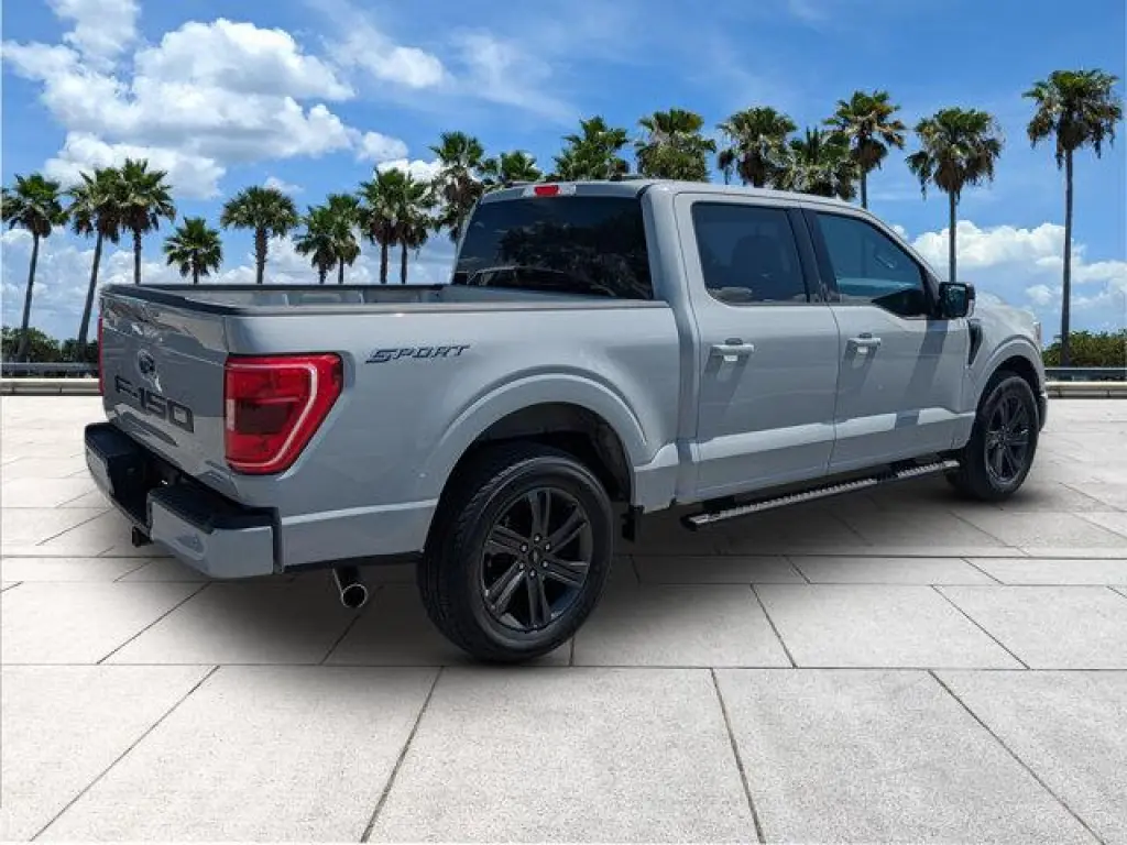 Ford F-150 2023 4x2 XLT 4dr SuperCrew 5.5 ft. SB