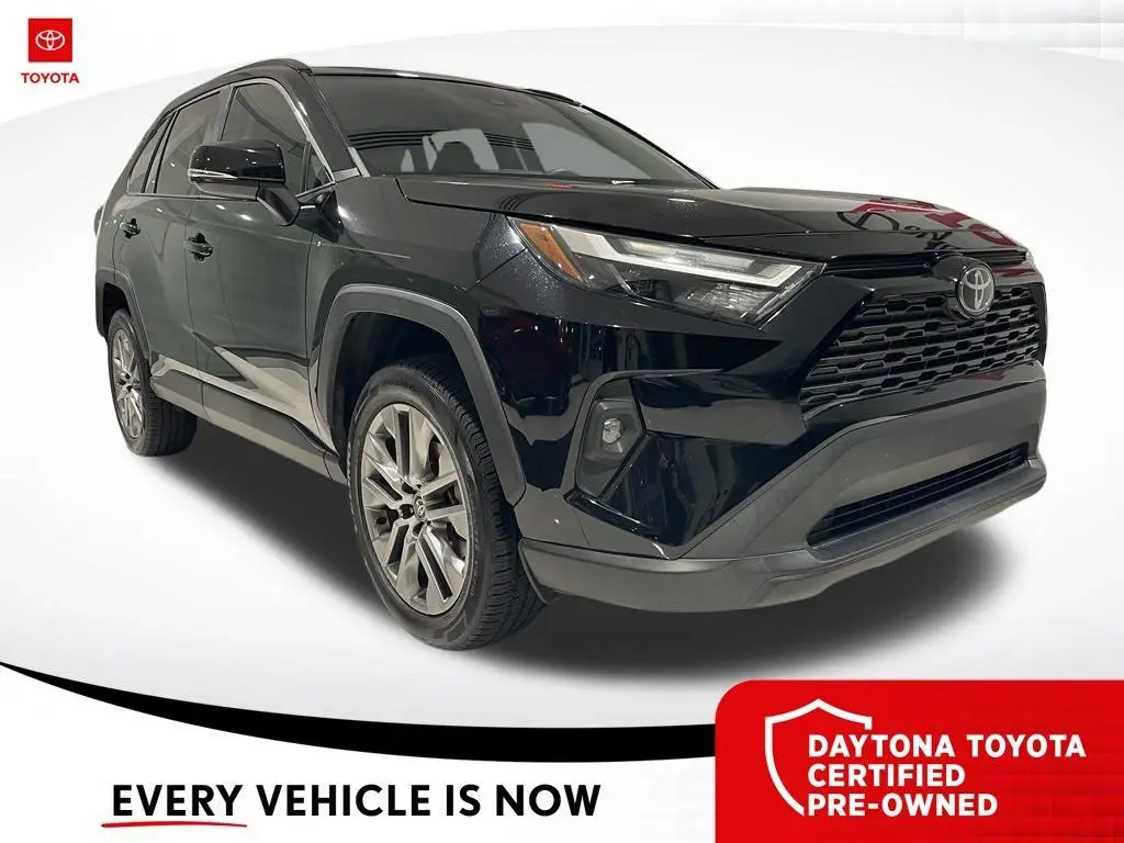 Toyota RAV4 2022 XLE Premium 4dr SUV