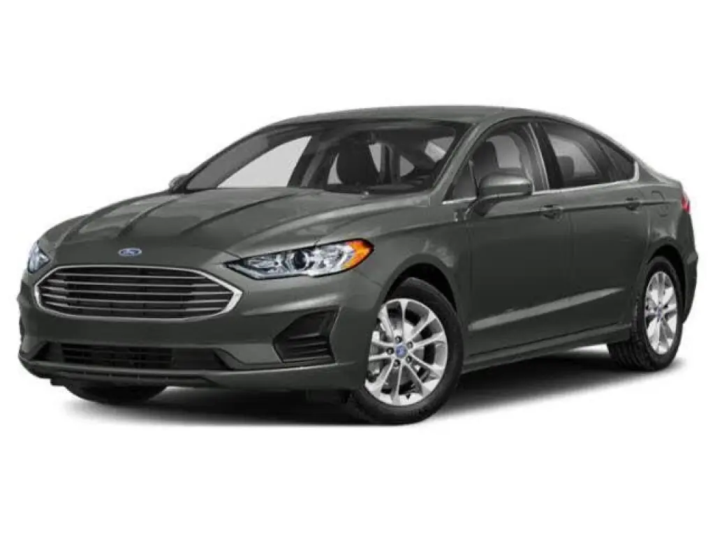 Sedán Ford Fusion 2020 S de 4 puertas