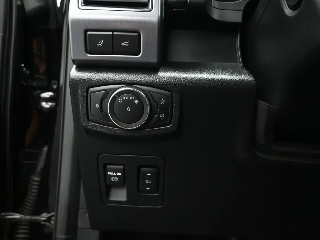 Ford Expedition 2019 4x2 Platinum 4dr SUV
