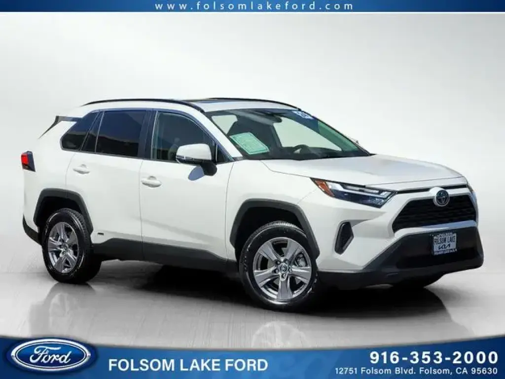 Toyota RAV4 Híbrido 2024 AWD XLE SUV de 4 puertas