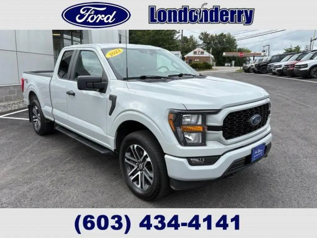 Ford F-150 2023 4x4 XL 4dr SuperCab 6.5 ft. SB