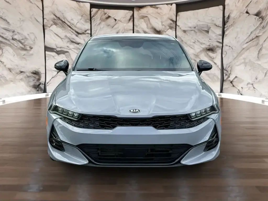 Sedán Kia K5 2021 GT-Line 4dr