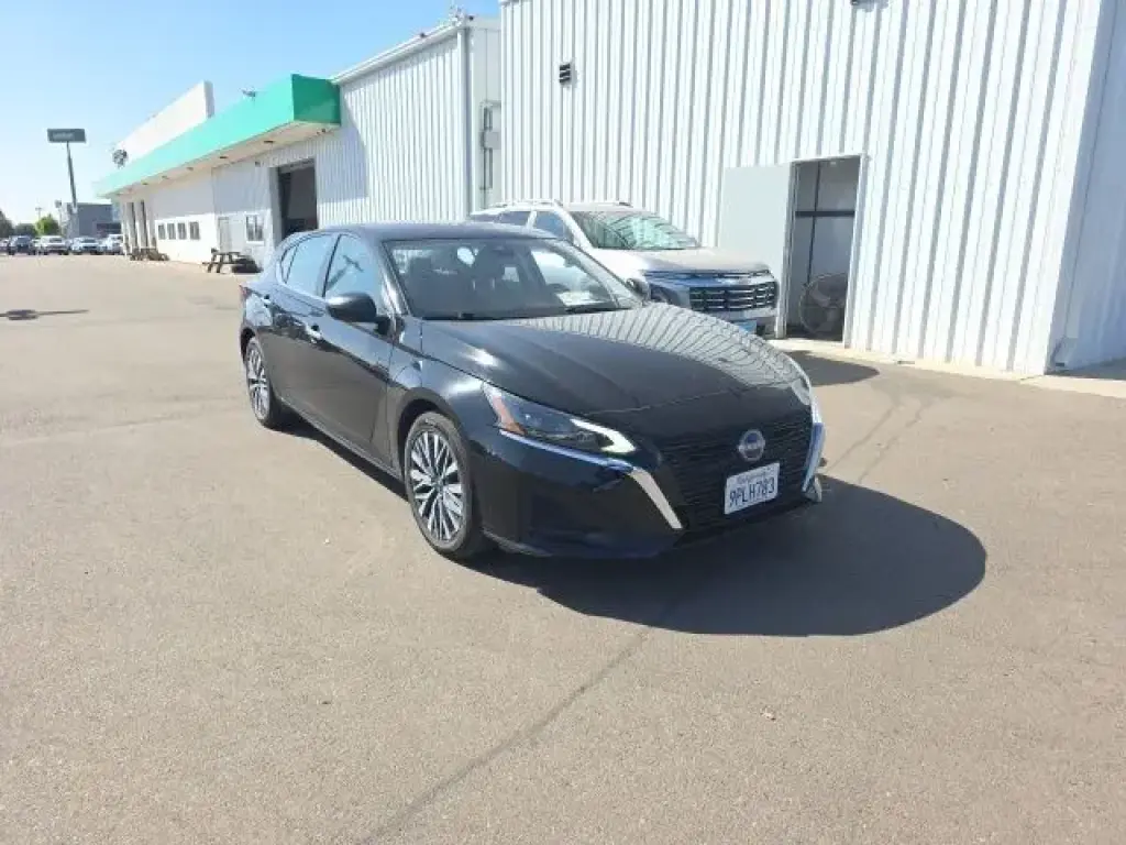 Nissan Altima 2025 2.5 SV 4dr Sedan