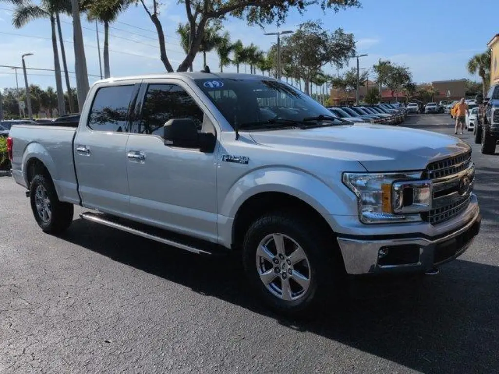Ford F-150 2019 4x4 XLT 4dr SuperCrew 6.5 ft. SB