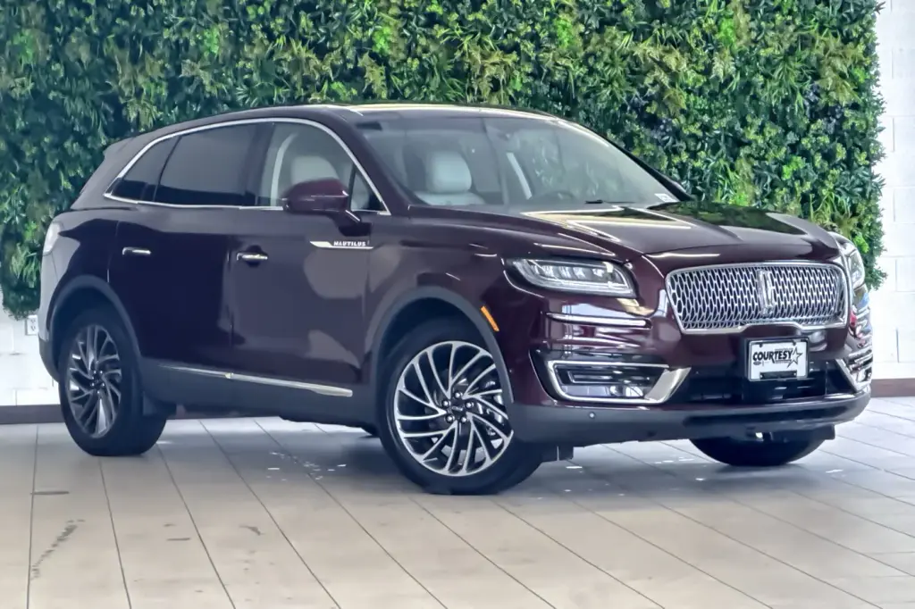 Lincoln Nautilus 2019 AWD Reserve 4dr SUV