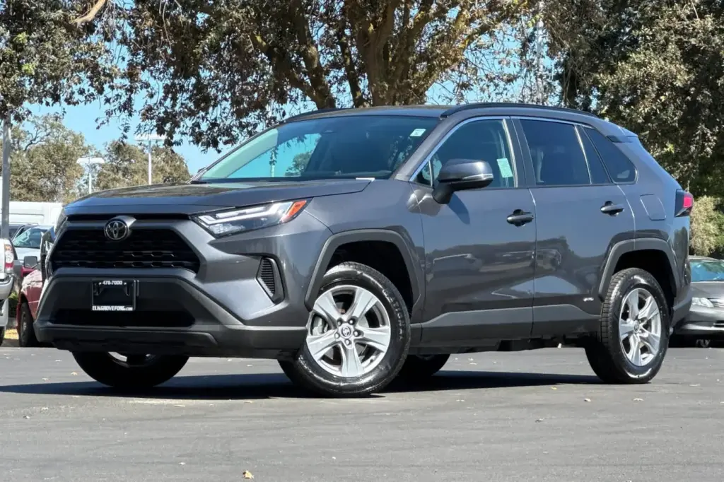 Toyota RAV4 Hybrid 2025 AWD XLE 4p SUV
