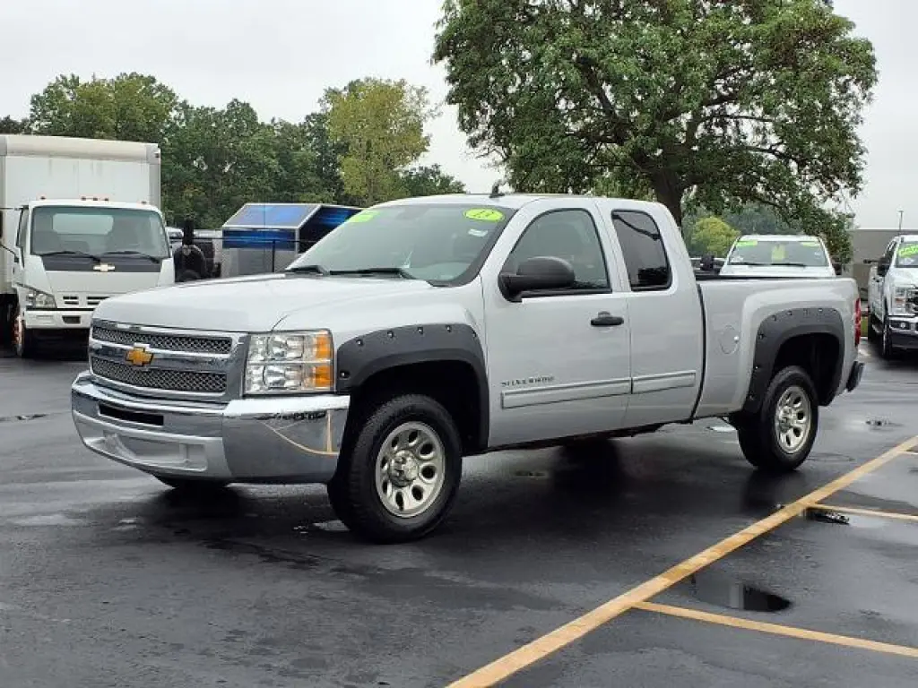 Chevrolet Silverado 1500 2013 4x2 LS 4dr Extended Cab 6.5 ft. SB