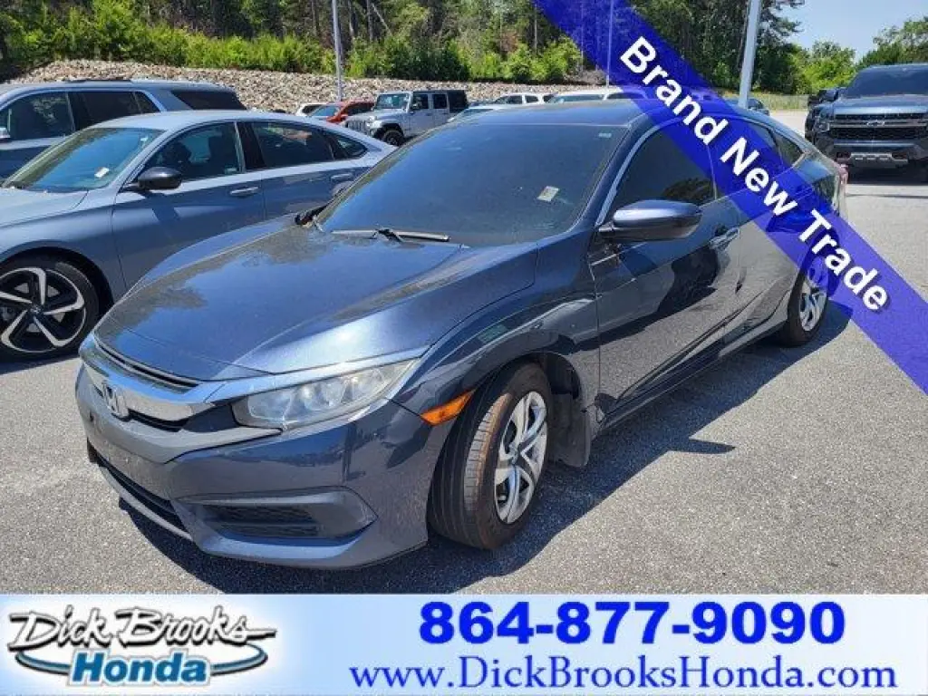 Honda Civic 2017 LX 4dr Sedan CVT