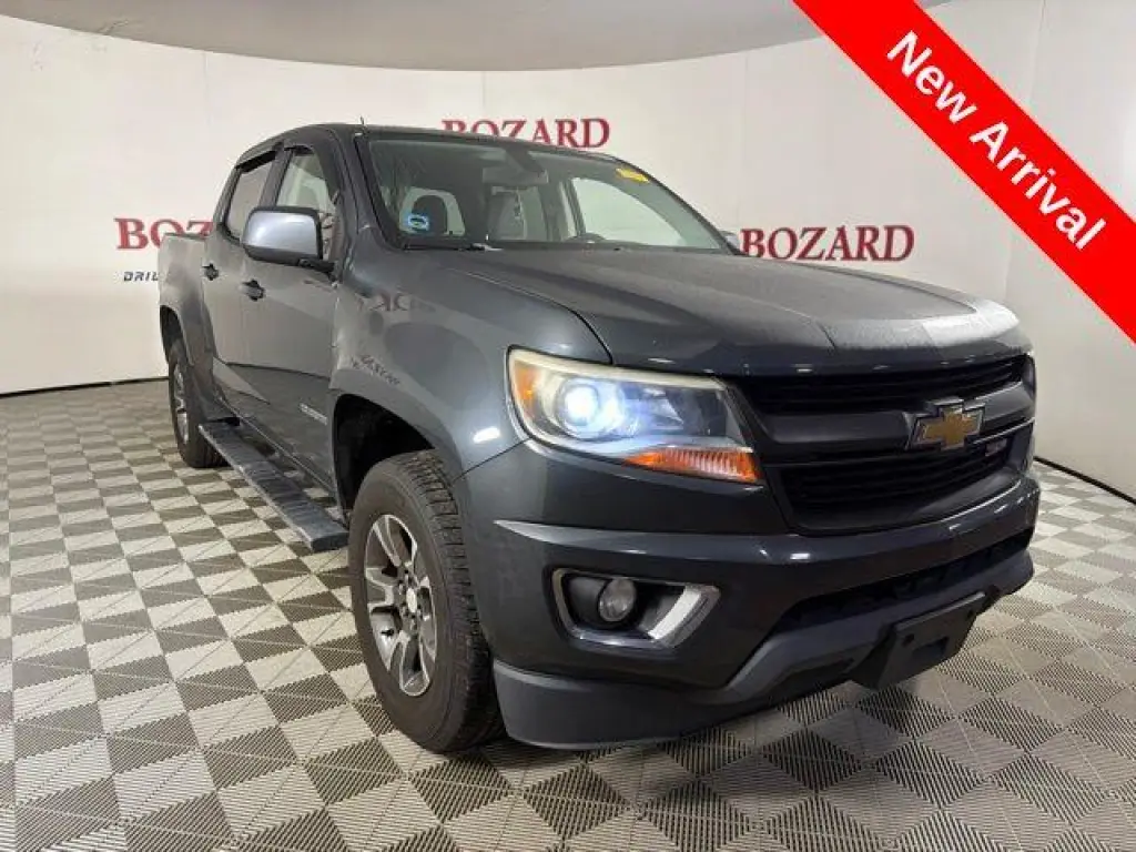 Chevrolet Colorado 2017 4x4 Z71 4p. Cabina de Tripulacion 4p. Estribo