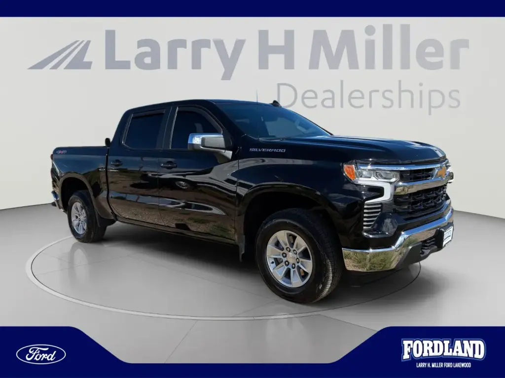 Chevrolet Silverado 1500 2024 4x4 LT 4dr Crew Cab 5.8 ft. SB w/1LT
