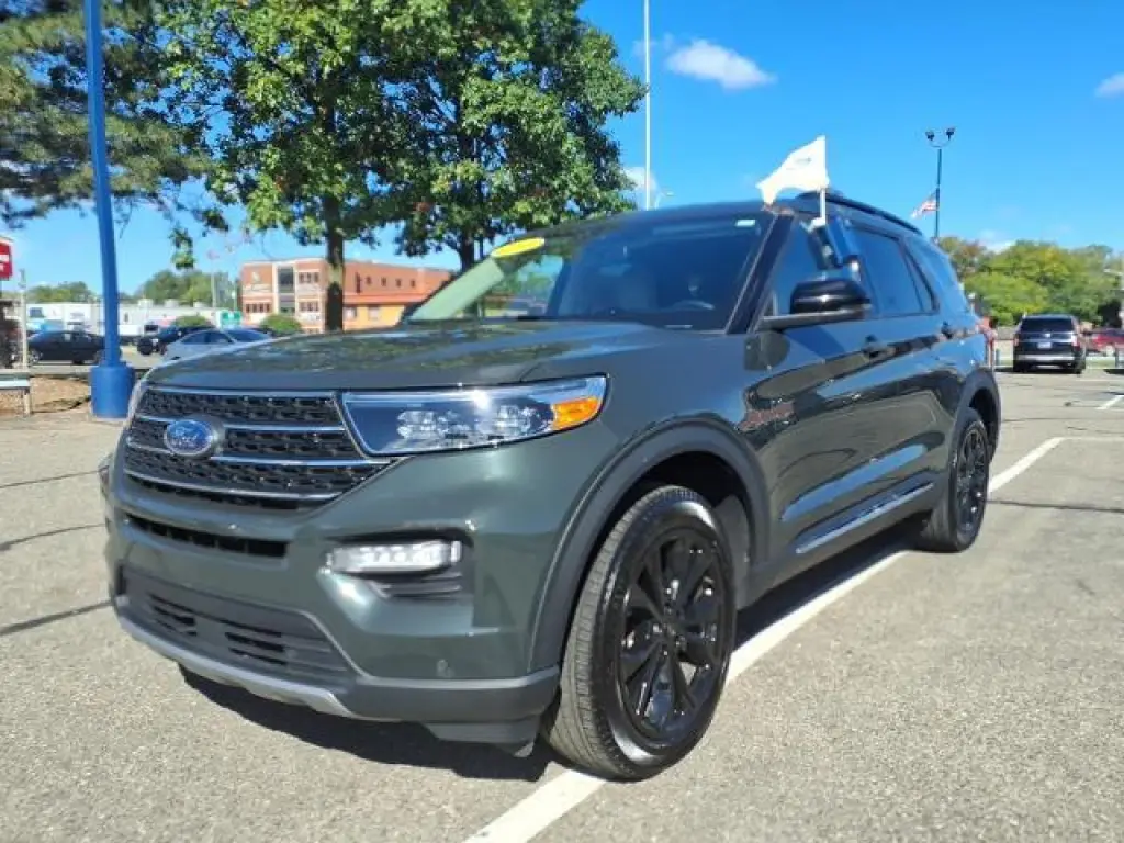 Ford Explorer 2024 AWD XLT 4dr SUV