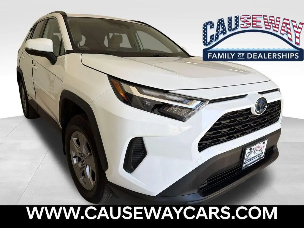 Toyota RAV4 Híbrido 2024 AWD XLE 4dr SUV