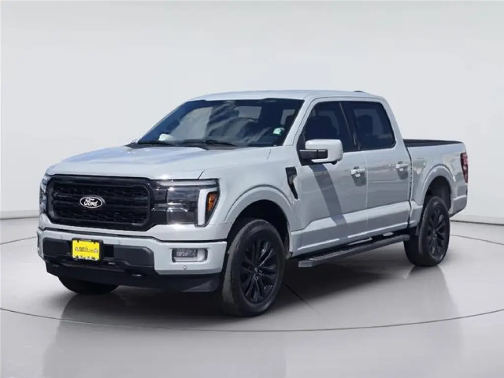 Ford F-150 2024 4x4 Lariat 4 puertas SuperCrew 5.5 pies SB