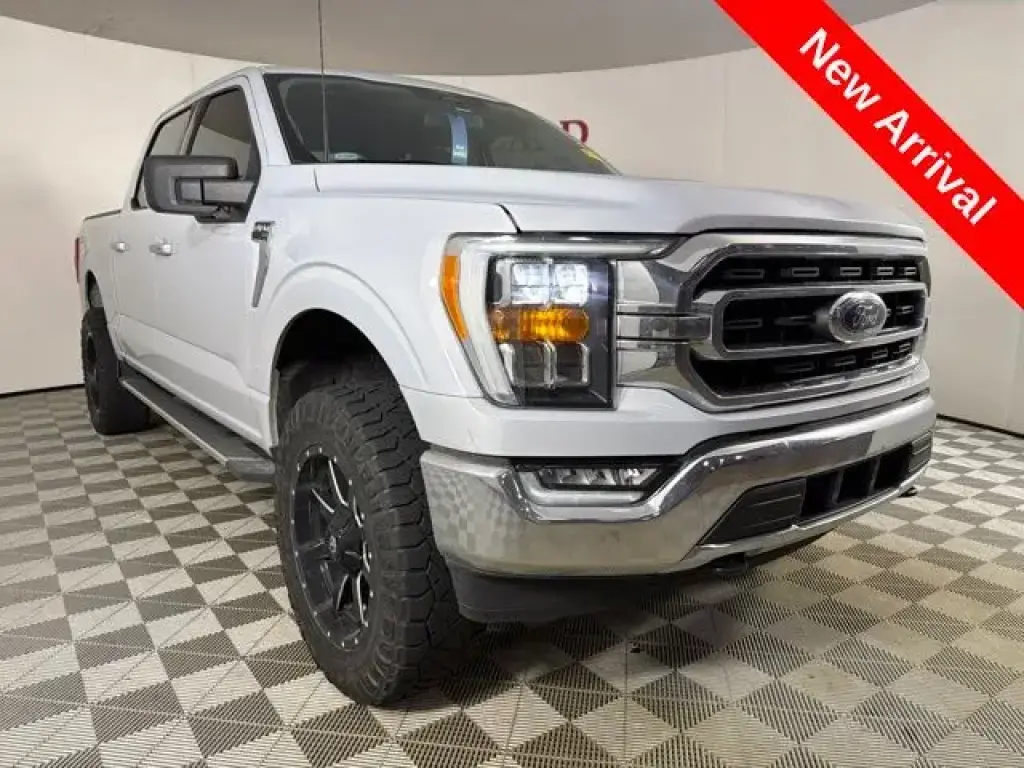 Ford F-150 2022 4x4 XLT 4dr SuperCrew 5.5 ft. SB