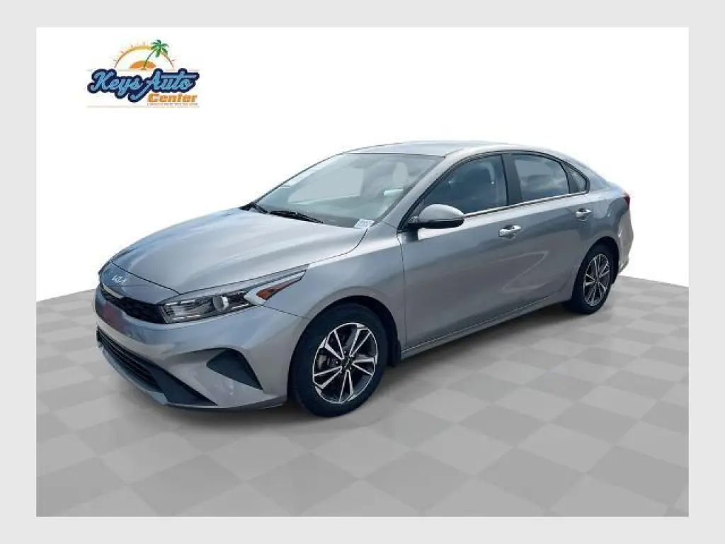 Kia Forte 2023 LXS Sedán 4 puertas