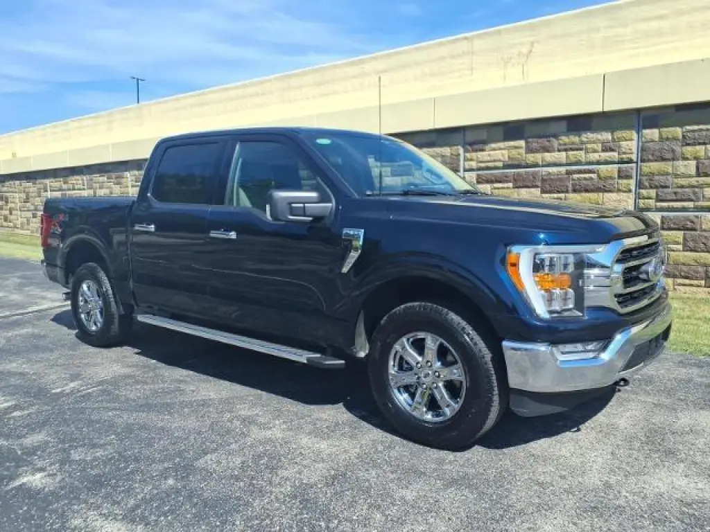 Ford F-150 2023 4x4 XLT 4dr SuperCrew 5.5 ft. SB