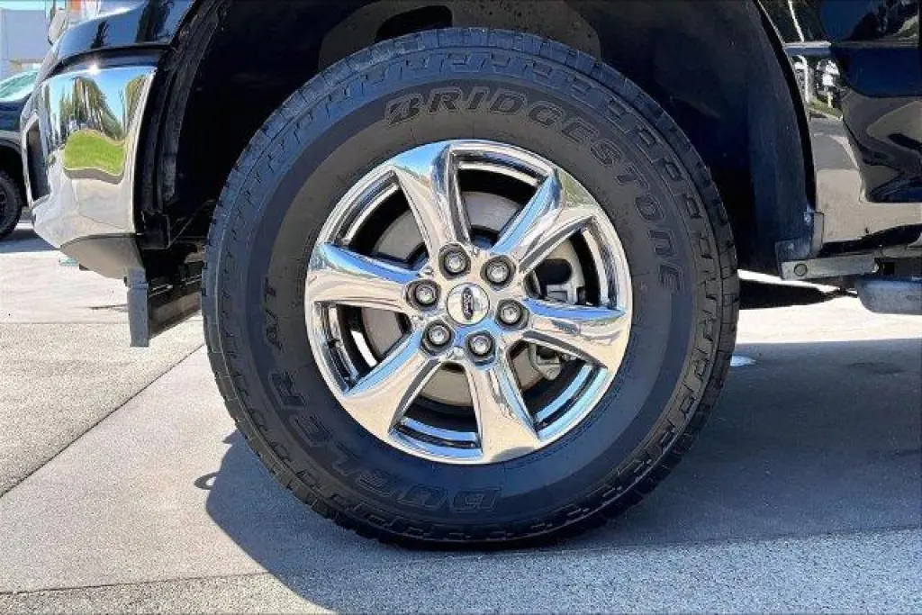 Ford F-150 2018 4x4 XLT 4dr SuperCrew 5.5 ft. SB