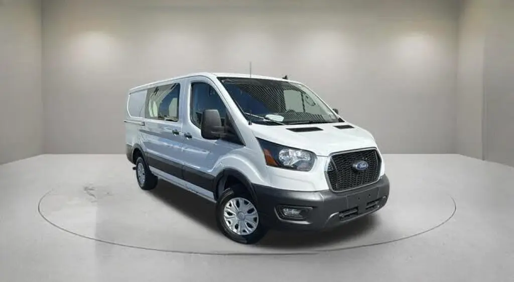 Ford Transit 2025 250 3dr SWB Techo Bajo Furgón de Carga
