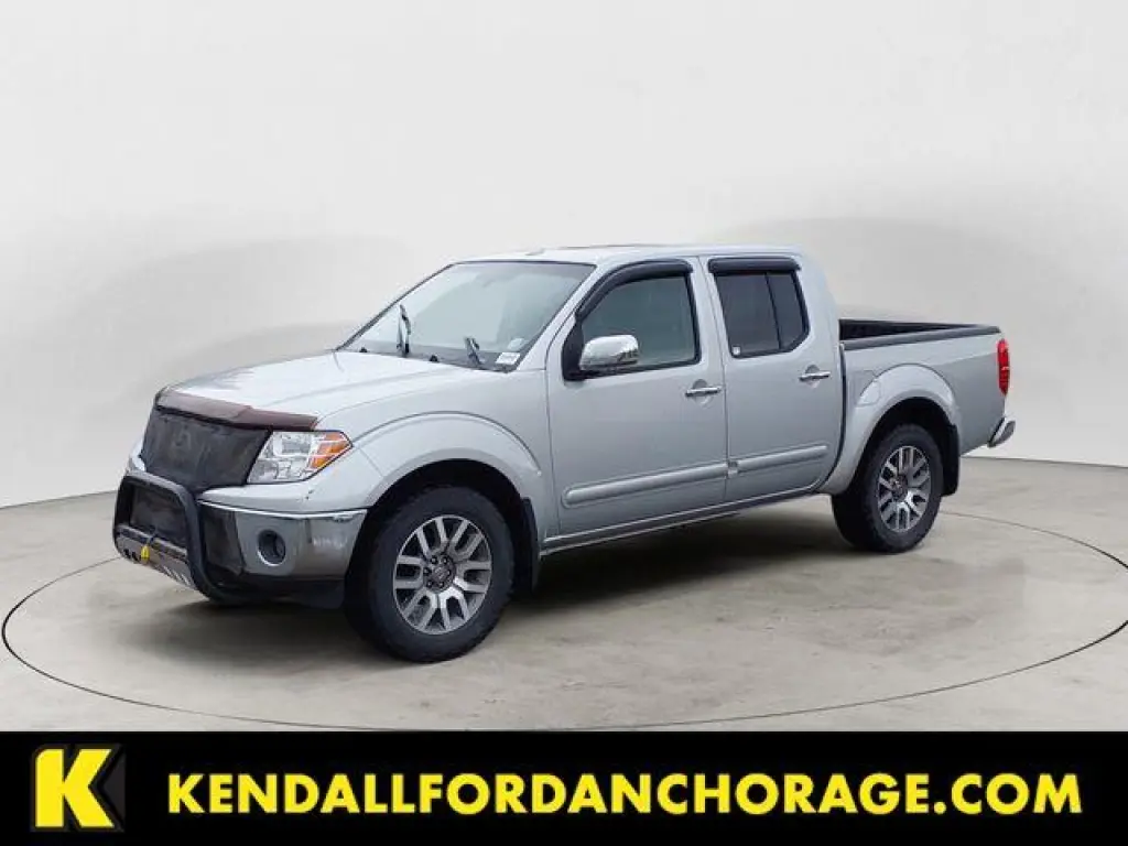 Nissan Frontier 2013 4x4 S 4dr Crew Cab 5 ft. SB Pickup 6M